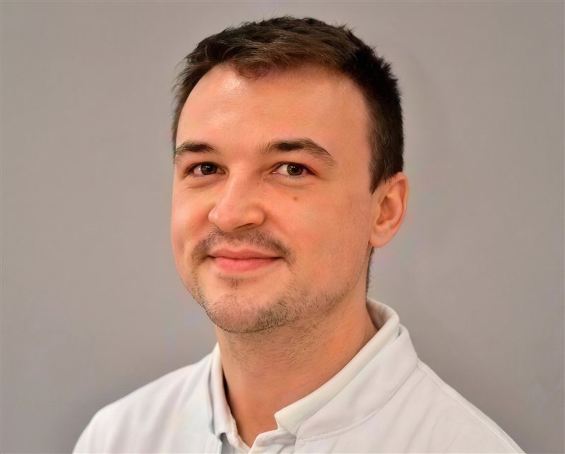 Dr. Cristian Papară